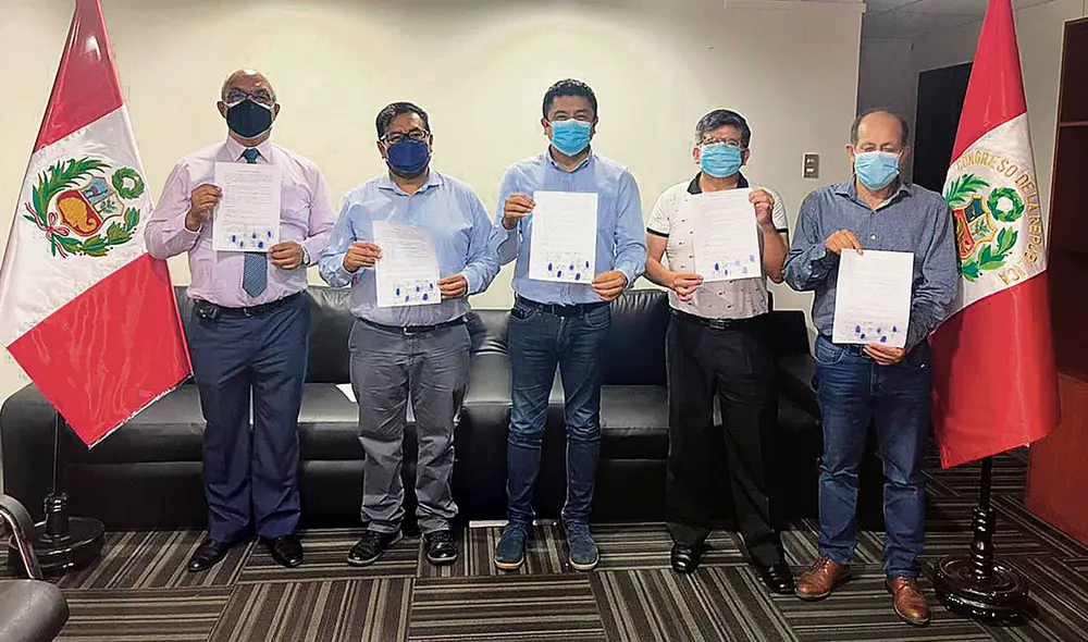 Pro Constitución. Presentan conformación de bancada Perú Democrático que pondrá en debate una nueva Carta Magna. Foto: difusión