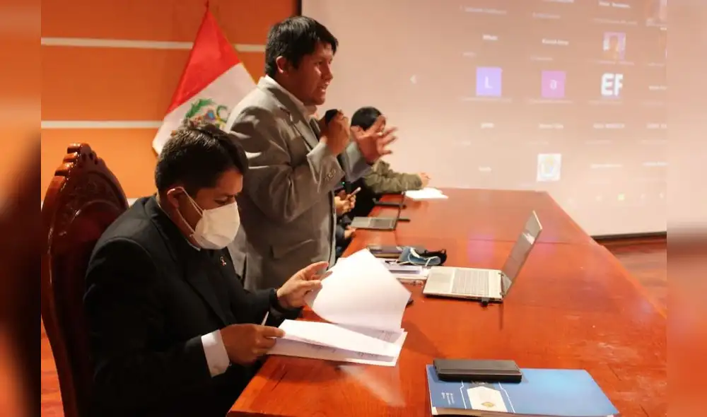 Alejo hizo pedido en reunión virtual con gobernadores. Foto: GORE Puno Alejo hizo pedido en reunión virtual con gobernadores. Foto: GORE Puno