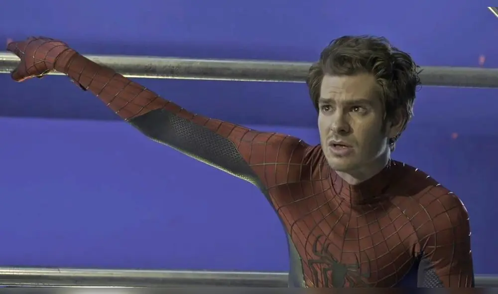 Escena en la que Andrew Garfield tiene una emotiva y divertida conversación con Tobey Maguire y Tom Holland. Foto: Marvel Studios