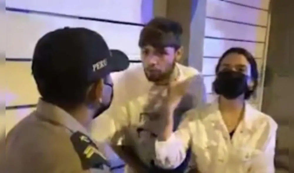 De acuerdo con los vecinos, el joven habría estado en una reunión social. Foto: 24 horas.