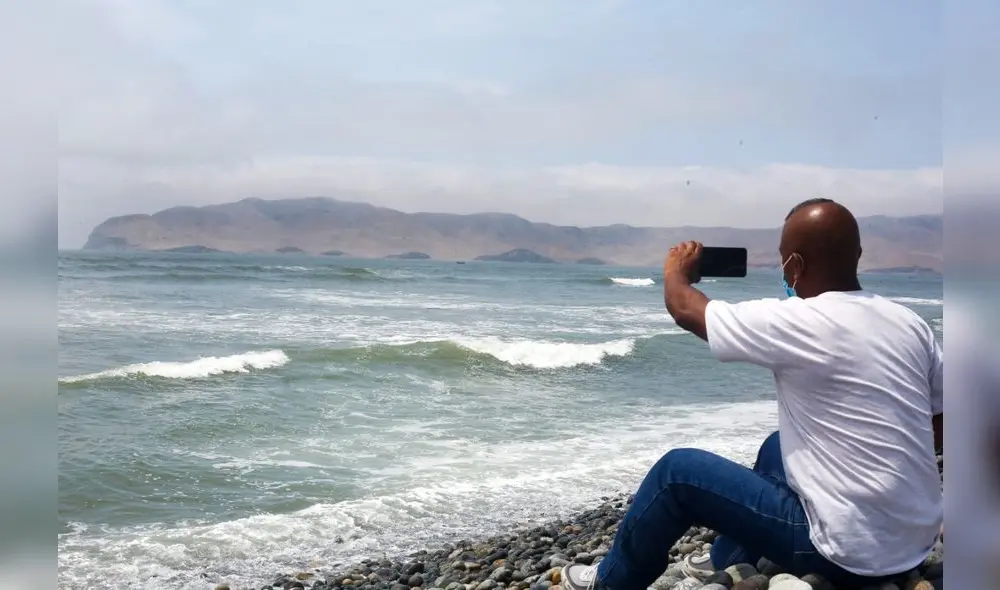 Un viejo proyecto propone convertir a la isla San Lorenzo  en un complejo turístico e inmobiliario. Foto: Félix Contreras.