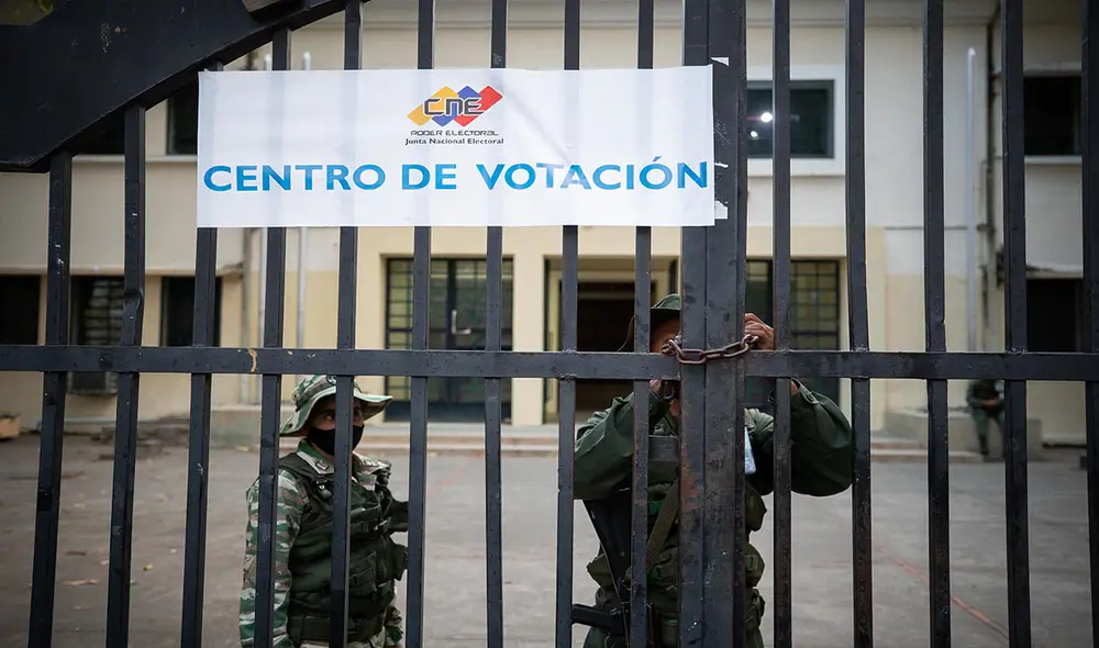A las 6.00 p. m. comenzó el cierre de centros de votación en Barinas. Foto: EFE