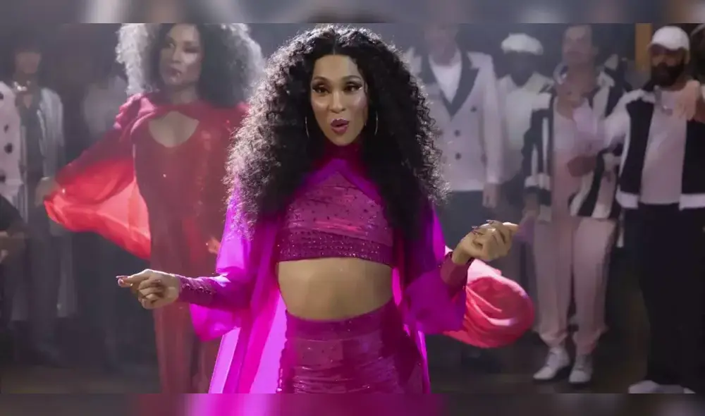 Pose con la galardona MJ Rodríguez se puede ver actualmente bajo la señal streaming. Foto: Netflix