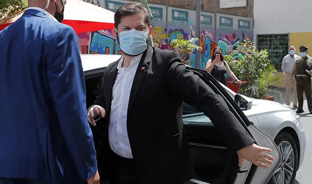 Gabriel Boric llega al Tribunal Calificador de Elecciones (Tricel) para su proclamación oficial como presidente electo de Chile. Foto: AFP