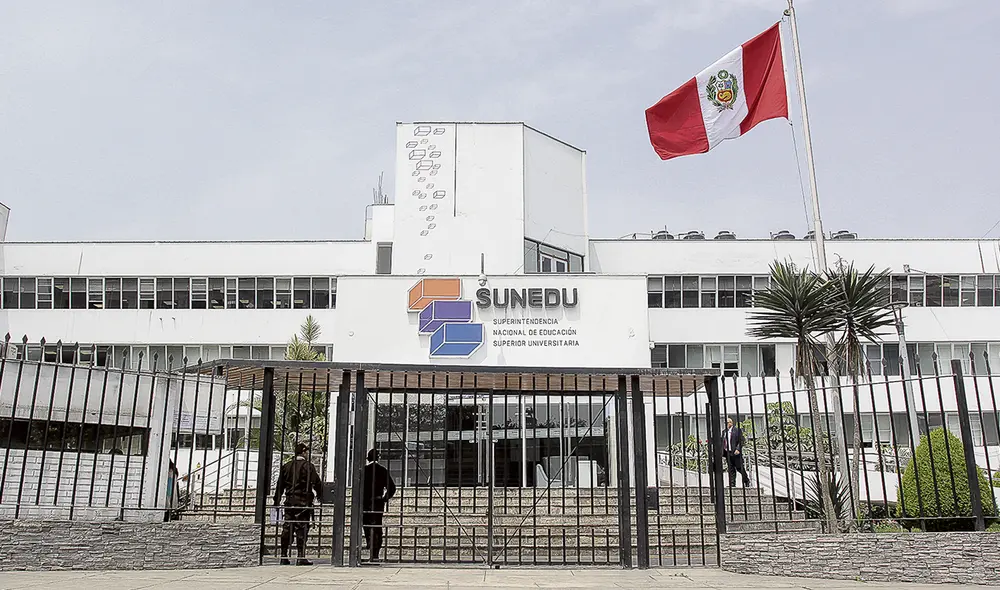 En la mira. Congresistas quieren recomponer la Sunedu. Foto: difusión