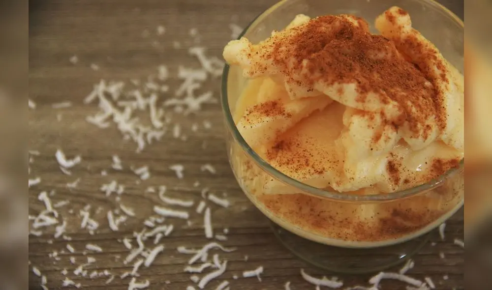 “Por efecto del hielo y la sal (que conserva el frío) se forman las capas de helado en los costados de la paila”. Fotografía: Zintia Fernández