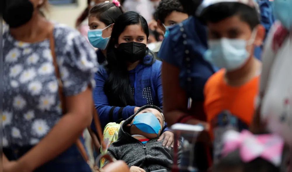 ¡Uy! Me olvidé comprar más mascarillas de regreso a casa. Foto: La República. ¡Uy! Me olvidé comprar más mascarillas de regreso a casa. Foto: La República.