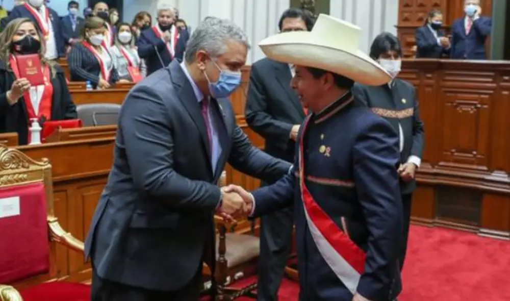 El presidente de Colombia, Iván Duque, estuvo en nuestro país el día en que Pedro Castillo asumió la presidencia de la República. Foto: EFE