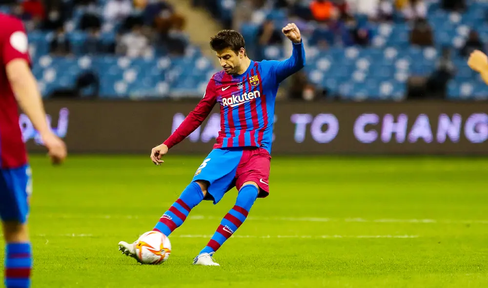 Gerard Piqué fue titular y jugó todo el partido en la derrota de FC Barcelona ante Real Madrid. Foto: @FCBarcelona_es Gerard Piqué fue titular y jugó todo el partido en la derrota de FC Barcelona ante Real Madrid. Foto: @FCBarcelona_es