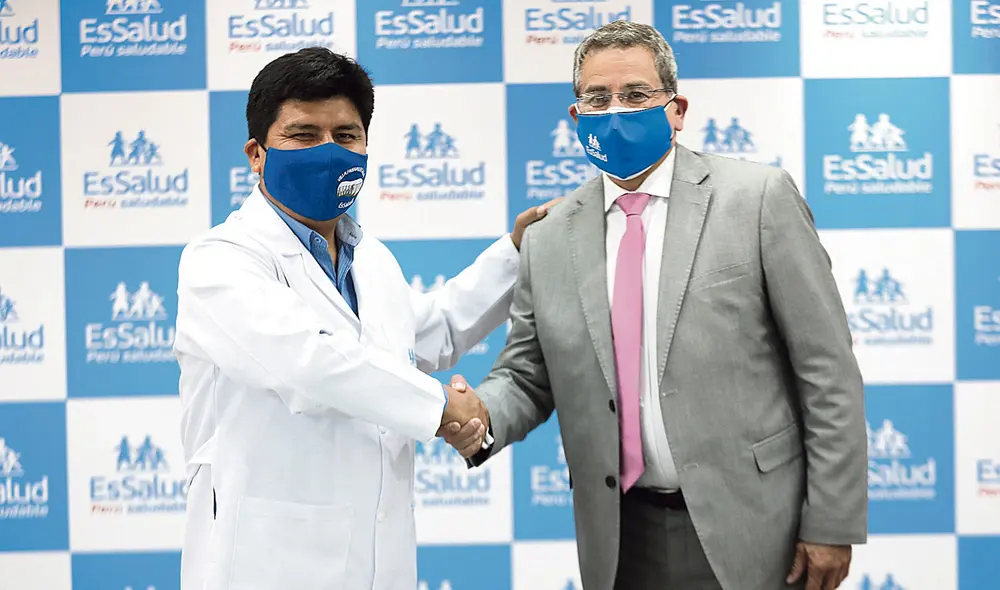 Uno se va, otro se queda. Dávila y Carhuapoma en evento. Foto: difusión