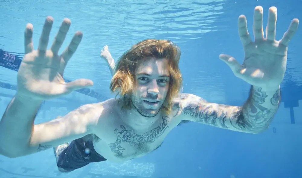 Spencer Elden recrea portada de Nevermind. Foto: Consequence of sound