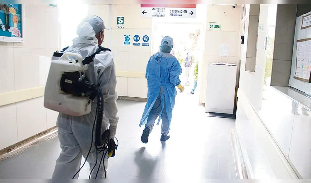 Contagios. Casos positivos de COVID-19 en trabajadores de hospitales ponen en riesgo las atenciones en la tercera ola de la pandemia. Contagios. Casos positivos de COVID-19 en trabajadores de hospitales ponen en riesgo las atenciones en la tercera ola de la pandemia.