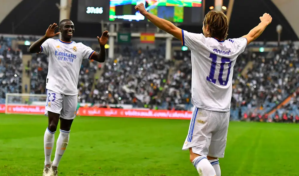 Los merengues se fueron ganando al descanso gracias al tanto de Modric. Foto: EFE