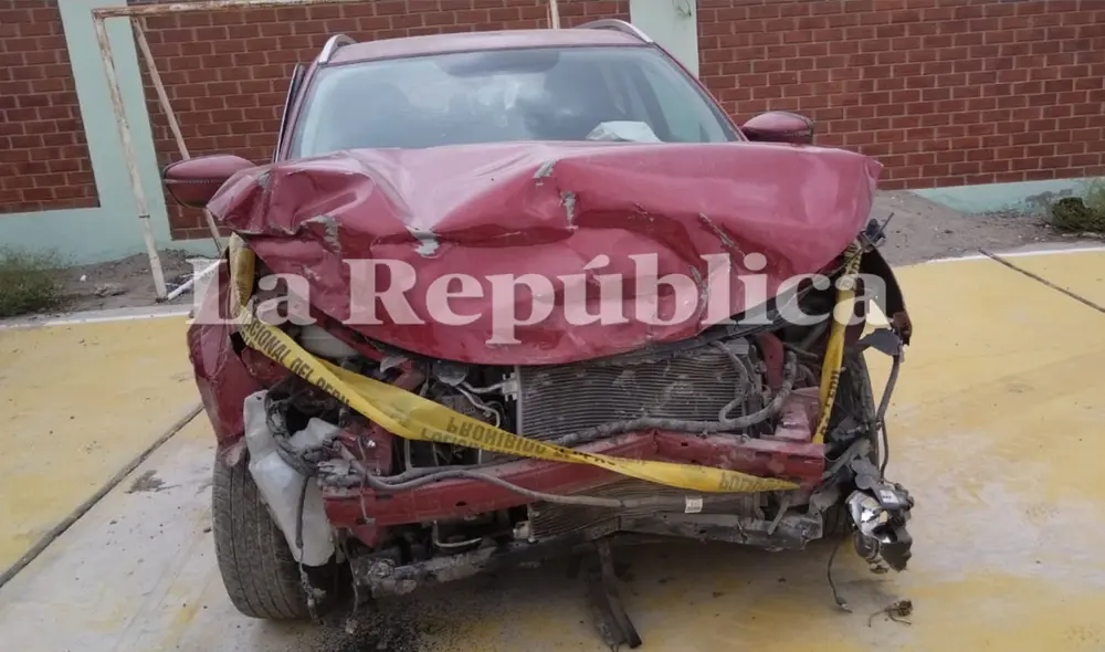 Menores de edad se encontraban al interior del vehículo de marca Kia. Foto: Pnp