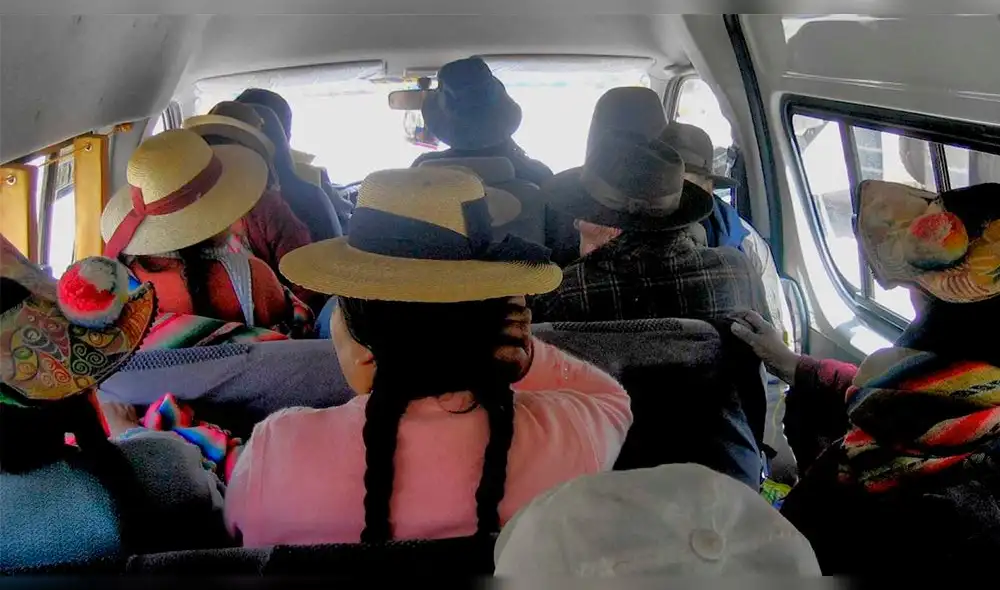 El presidente del Frente de Defensa de los Intereses de la provincia de San Antonio de Putina, Antonio Obregón, indicó que los transportistas abandonaron el diálogo sin escuchar las propuestas de la gente. Foto: Radio Onda Azul