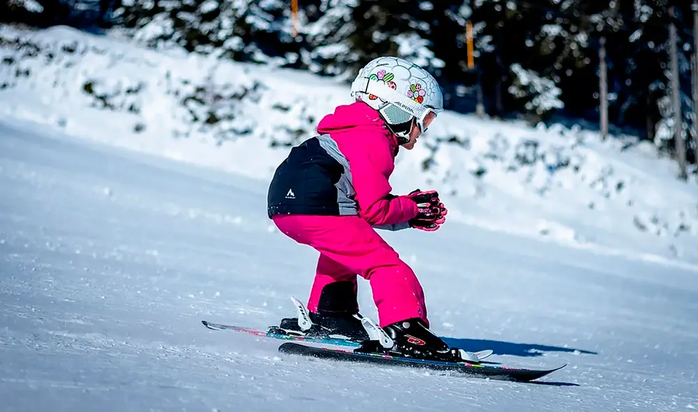 La víctima recibía clases junto a otros cuatro pequeños. Foto: referencial/Telecinco La víctima recibía clases junto a otros cuatro pequeños. Foto: referencial/Telecinco