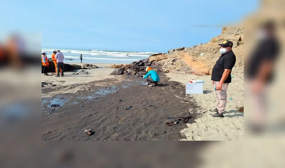 Repsol. El derrame de petróleo ocurrió durante las operaciones de descarga del Buque Tanque Mare Doricum, en las instalaciones del Terminal Multiboyas n.° 2 de la refinería La Pampilla S.A.A. Foto: OEFA