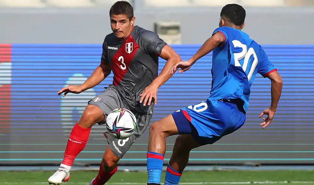 Selección peruana: Aldo Corzo sería titular ante Colombia debido a la suspensión de Advíncula. Foto: FPF
