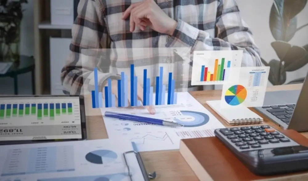 Permite la reducción de “errores humanos”. Foto: Freepik Permite la reducción de “errores humanos”. Foto: Freepik