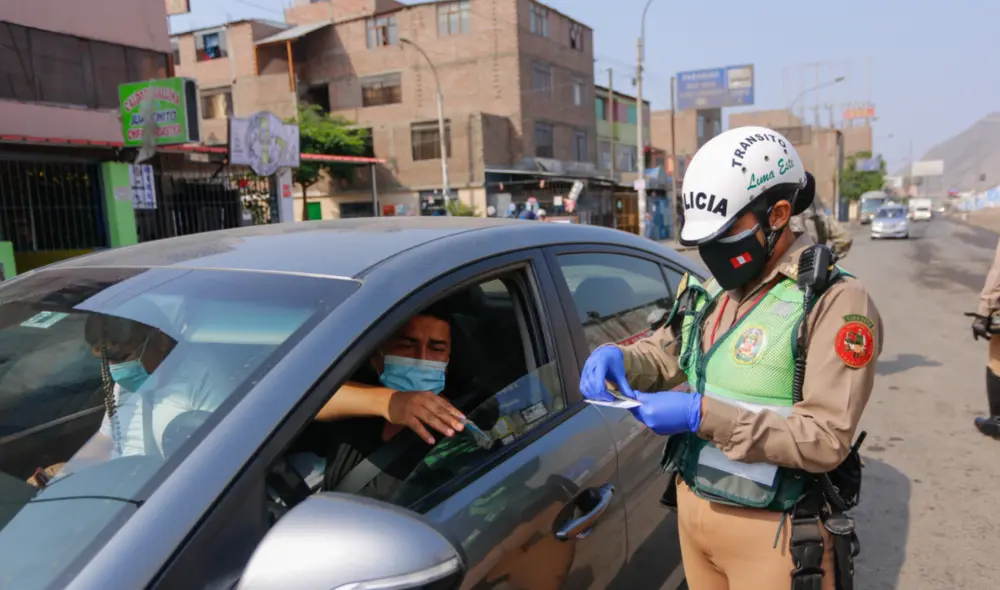 Conducir un vehículo teniendo la licencia suspendida es una de las formas de perder tu brevete. Foto: Antonio Melgarejo / La República
