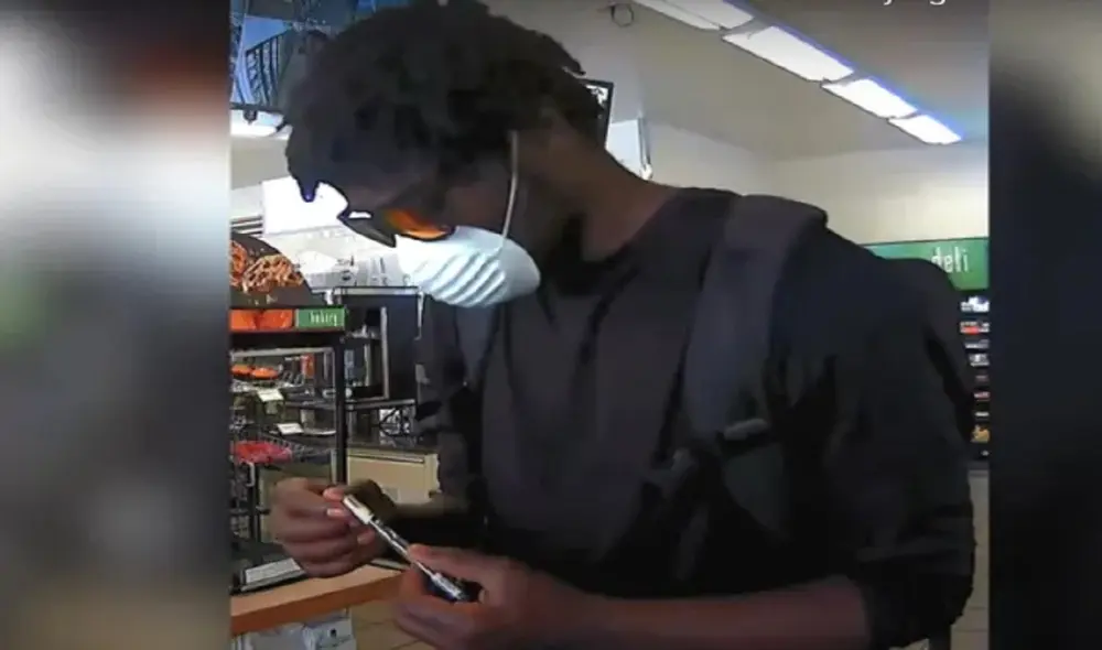 Shawn Laval Smith, de 31 años, fue detenido el miércoles 19 de enero por la mañana. Foto: Departamento de Policía de Los Ángeles Shawn Laval Smith, de 31 años, fue detenido el miércoles 19 de enero por la mañana. Foto: Departamento de Policía de Los Ángeles