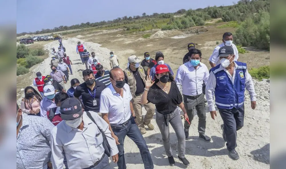 Comitiva de la ARCC llegó a zonas de rio Piura. Foto: PCM
