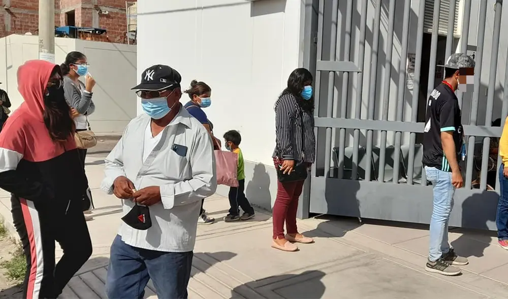 En el seguimiento a pacientes, se descubrió que muchos de los contagiados en cama estuvieron en Año Nuevo en las playas. Foto: La República En el seguimiento a pacientes, se descubrió que muchos de los contagiados en cama estuvieron en Año Nuevo en las playas. Foto: La República