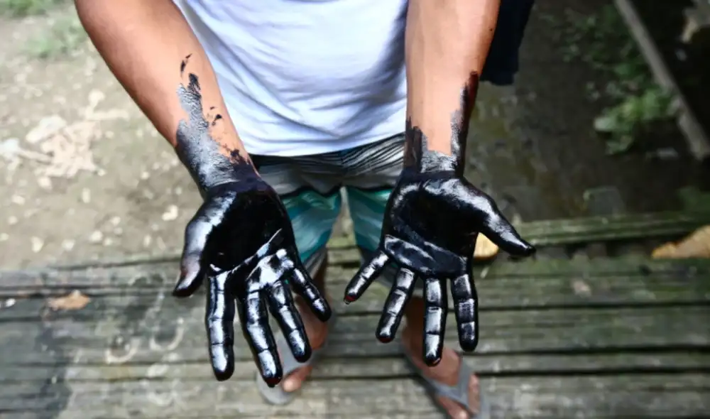 Más de 2.300 barriles de petróleo afectaron directamente a la comunidad de Cuninico. Foto: Paola Paredes/La República