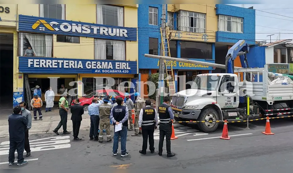 Seal emitió un comunicado donde aclara que se trata de un accidente laboral, y que se harán las investigaciones para identificar las causas del mismo. Foto: Abad Ventura/La República Seal emitió un comunicado donde aclara que se trata de un accidente laboral, y que se harán las investigaciones para identificar las causas del mismo. Foto: Abad Ventura/La República