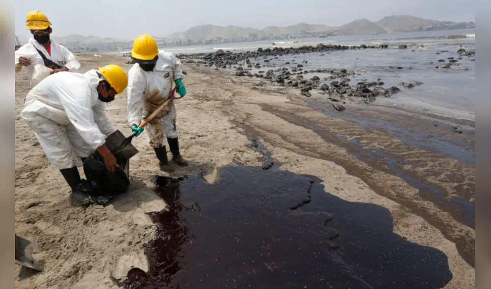 Las vías respiratorias son, principalmente, las más afectadas a causa del contacto directo con el petróleo. Foto: Carlos Contreras/La República