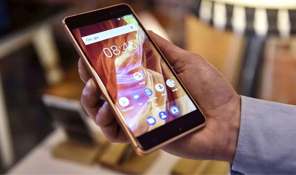 La función Carga inversa inalámbrica solo está disponible para los celulares Android de gama alta. Foto: AFP La función Carga inversa inalámbrica solo está disponible para los celulares Android de gama alta. Foto: AFP