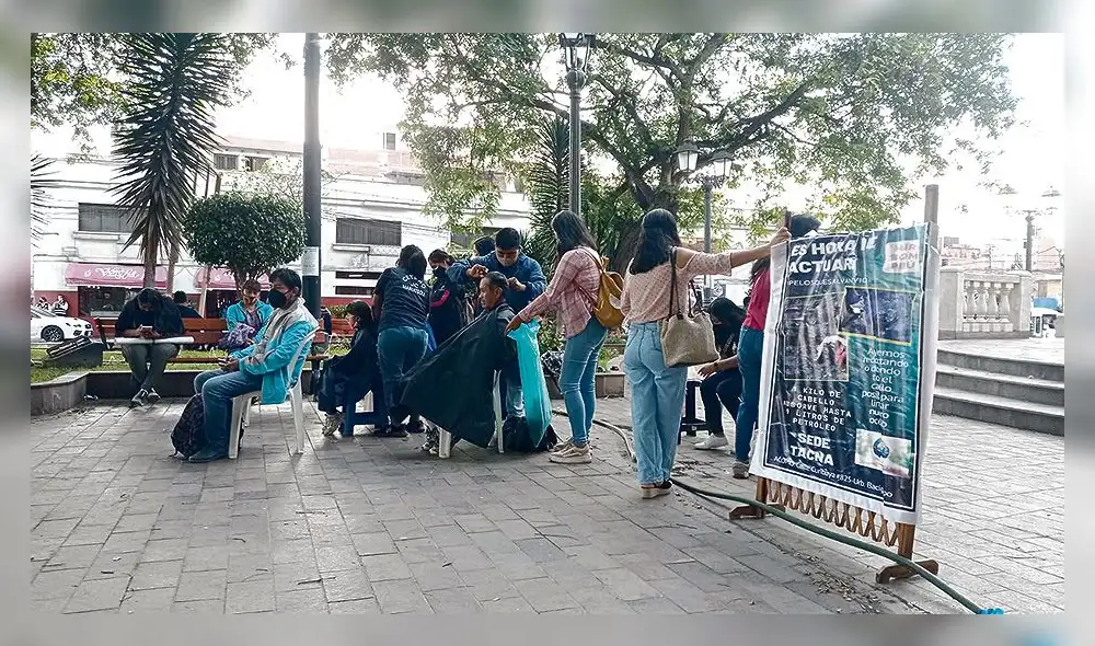 Donación. Cortes de cabello se realizaron de forma gratuita en plazas.