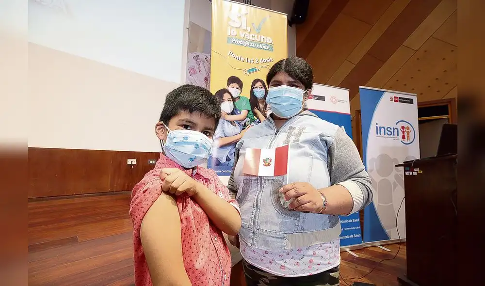 Proteja a su familia. Padres deben acompañar a menores a los vacunatorios. Foto: difusión Proteja a su familia. Padres deben acompañar a menores a los vacunatorios. Foto: difusión