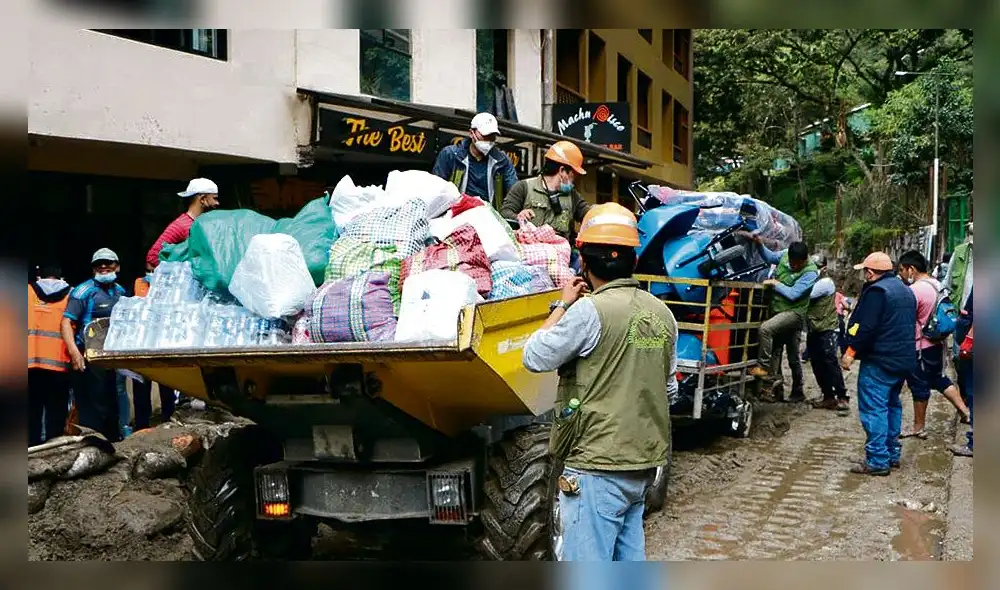 Provisional.  Los productos de primera necesidad llegarán hasta un tramo. Foto: La República