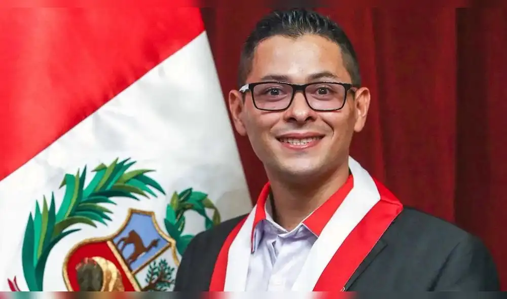 Oficialista espera que la empresa Repsol cumpla con mitigar el impacto al medio ambiente, de lo contrario que se le quite su licencia. Foto: Congreso Oficialista espera que la empresa Repsol cumpla con mitigar el impacto al medio ambiente, de lo contrario que se le quite su licencia. Foto: Congreso