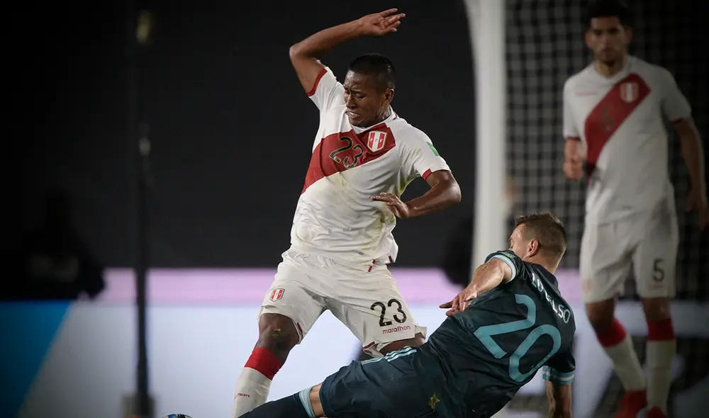 Pedro Aquino jugó ante Argentina en Buenos Aires. Foto: composición/ AFP Pedro Aquino jugó ante Argentina en Buenos Aires. Foto: composición/ AFP