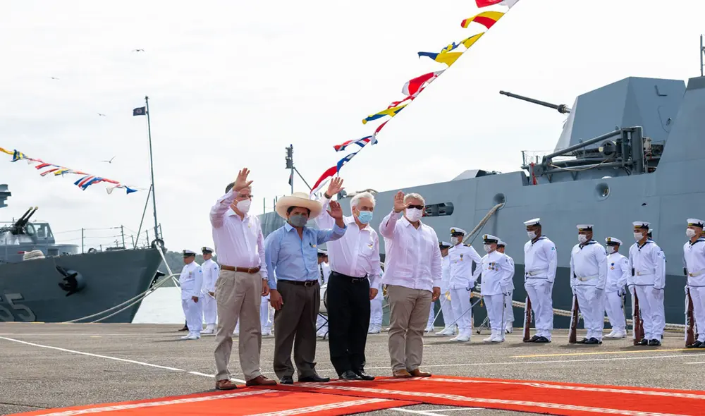 Pedro Castillo y sus homólogos de Colombia, Chile y Ecuador en Bahía Málaga. Foto: Cancillería de Colombia Pedro Castillo y sus homólogos de Colombia, Chile y Ecuador en Bahía Málaga. Foto: Cancillería de Colombia