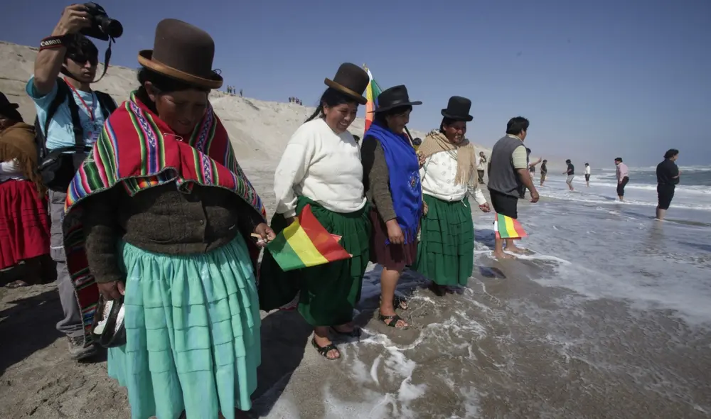 La cesión territorial y marítima al Estado Plurinacional de Bolivia especifica que el uso de la parcela es exclusivo del turismo. Nada rentable. Foto: EFE. La cesión territorial y marítima al Estado Plurinacional de Bolivia especifica que el uso de la parcela es exclusivo del turismo. Nada rentable. Foto: EFE.