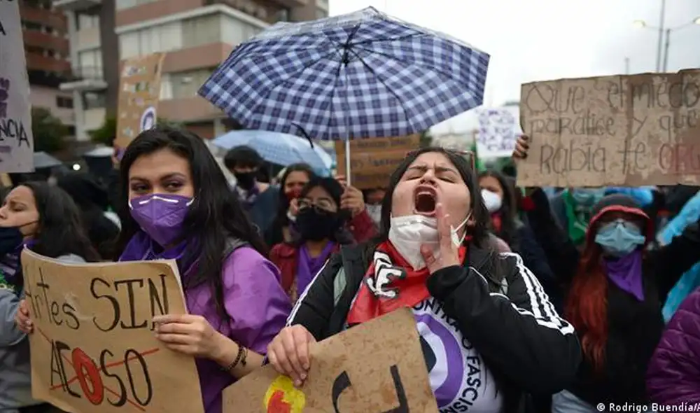 Organizaciones feministas en Uruguay reclaman tratar la violencia contra la mujer como un problema cultural. Foto: AFP