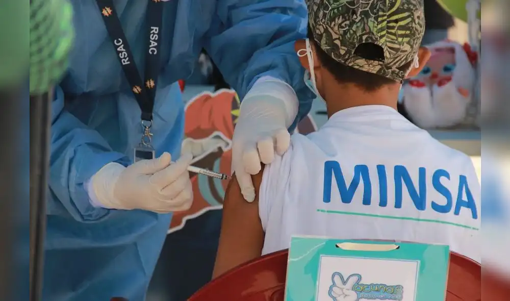 Salazar anunció que se han implementado 16 camas UCI pediátricas en los diversos hospitales de la región. Foto: Zintia Fernández/La República Salazar anunció que se han implementado 16 camas UCI pediátricas en los diversos hospitales de la región. Foto: Zintia Fernández/La República
