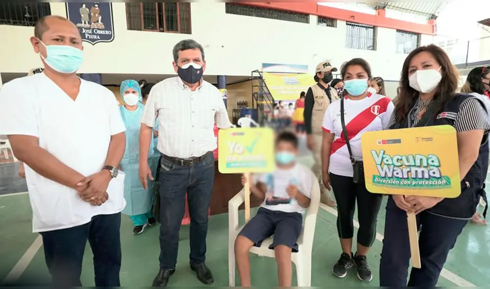 Acto protocolar se desarrolló en el colegio San José Obrero. Foto: Minsa Acto protocolar se desarrolló en el colegio San José Obrero. Foto: Minsa