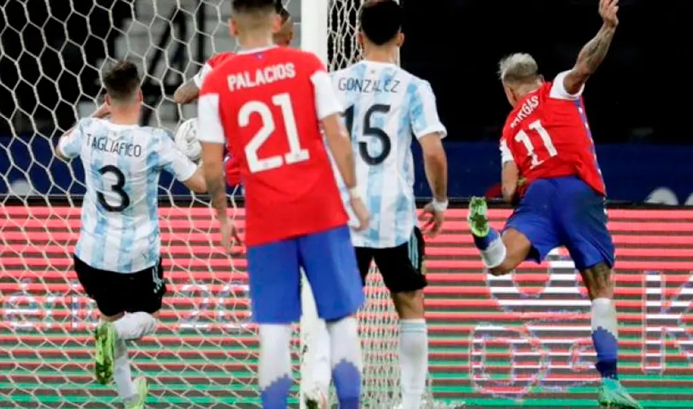 La Roja y la Albiceleste se verán las caras en Calama. Foto: EFE