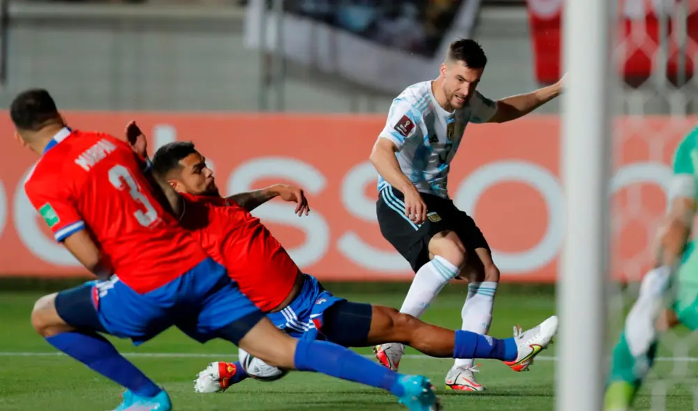 Sureños y albicelestes se enfrentan en Calama por las Eliminatorias. Foto: EFE