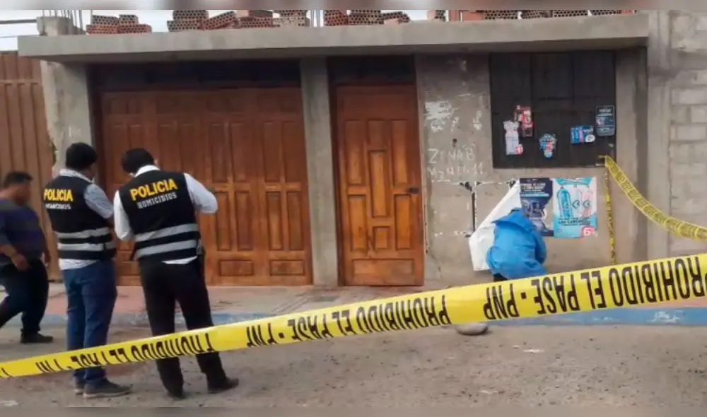Efectivos policiales y representantes del Ministerio Público llegaron a la zona para las diligencias correspondientes. Foto: Radio RCC Tacna