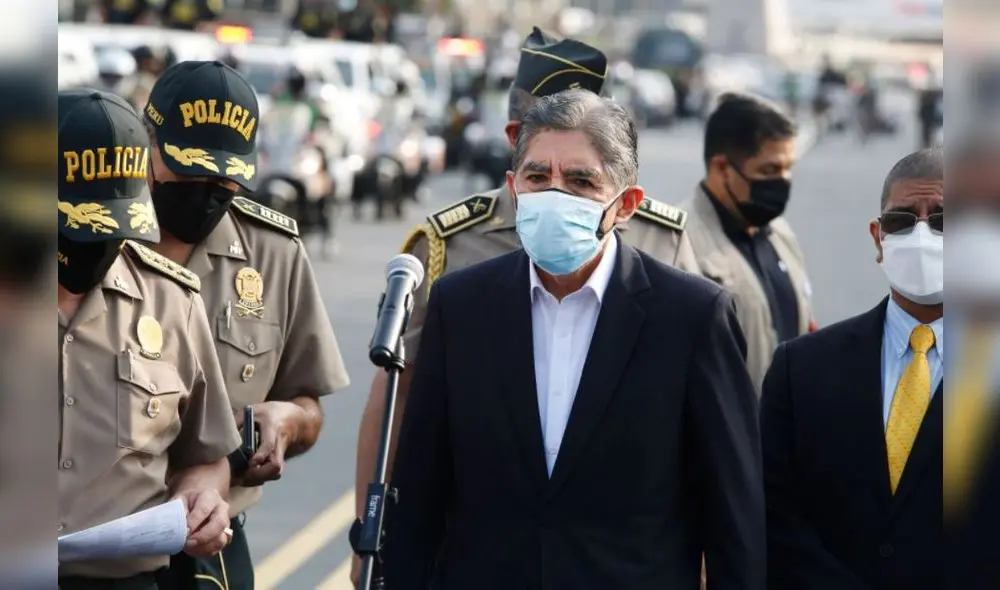 Avelino Guillén dimitió luego de que el presidente Pedro Castillo no respaldara su lista de cambios en la PNP. Foto: Carlos Contreras Merino / La República