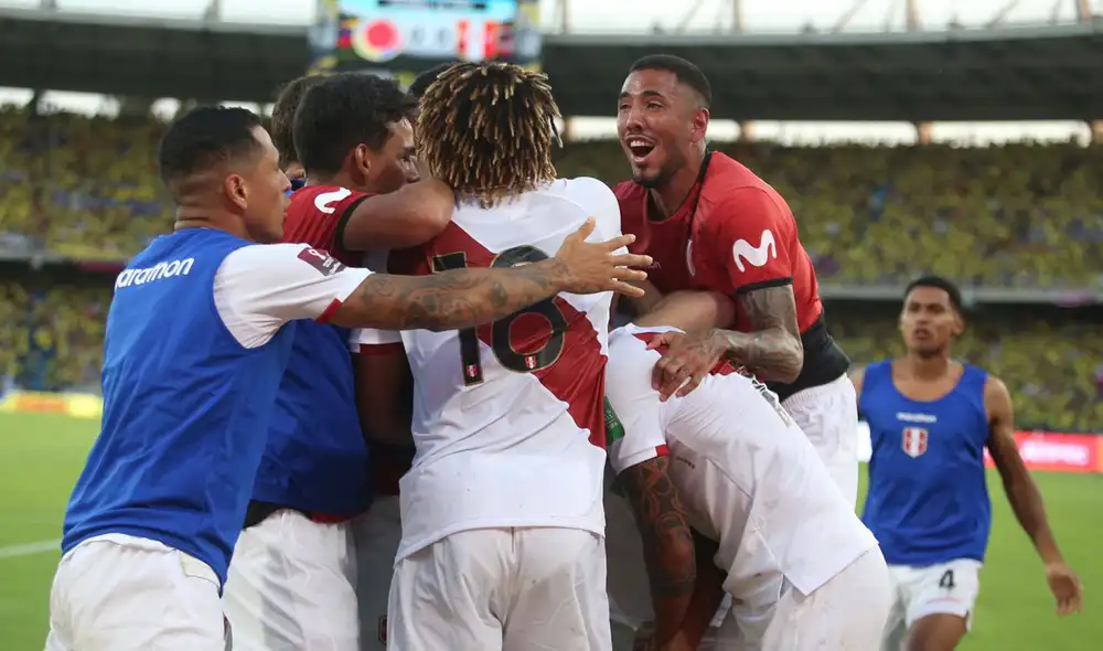 Perú ganó 1-0 a Colombia en su visita a Barranquilla y se ubica cuarto. Foto: FPF