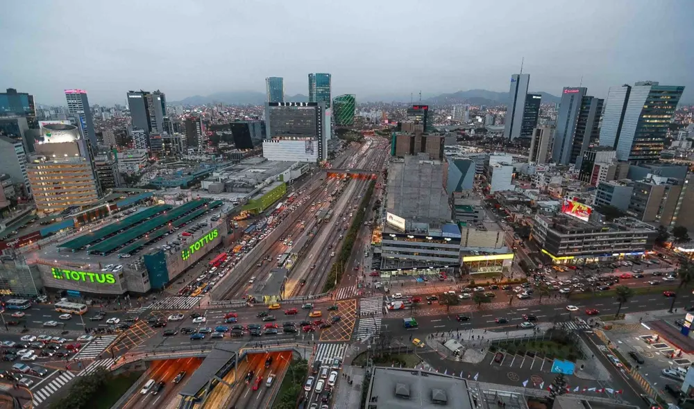 El listado anual incluye a las organizaciones que brindan una experiencia de trabajo de alto nivel de confianza. Foto: Andina. El listado anual incluye a las organizaciones que brindan una experiencia de trabajo de alto nivel de confianza. Foto: Andina.