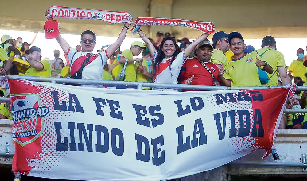 Presente. El hincha peruano dijo presente en el Metropolitano de Barranquilla y alentó en todo momento a la Bicolor. Foto: FPF Presente. El hincha peruano dijo presente en el Metropolitano de Barranquilla y alentó en todo momento a la Bicolor. Foto: FPF
