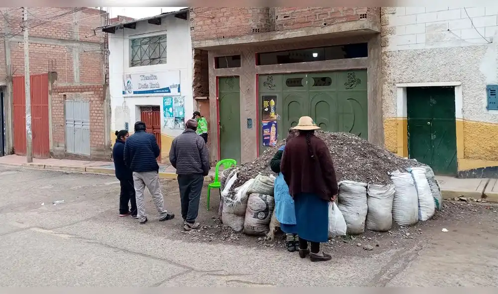 El cuerpo fue trasladado a la morgue del hospital Lucio Aldazaval Pauca de Huancané. Foto: Puno Noticias El cuerpo fue trasladado a la morgue del hospital Lucio Aldazaval Pauca de Huancané. Foto: Puno Noticias