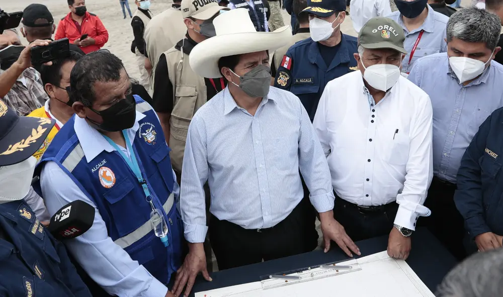 El presidente Pedro Castillo junto al gobernador regional de Lima, Ricardo Chavarría. Foto: Presidencia / Video: TV Perú El presidente Pedro Castillo junto al gobernador regional de Lima, Ricardo Chavarría. Foto: Presidencia / Video: TV Perú